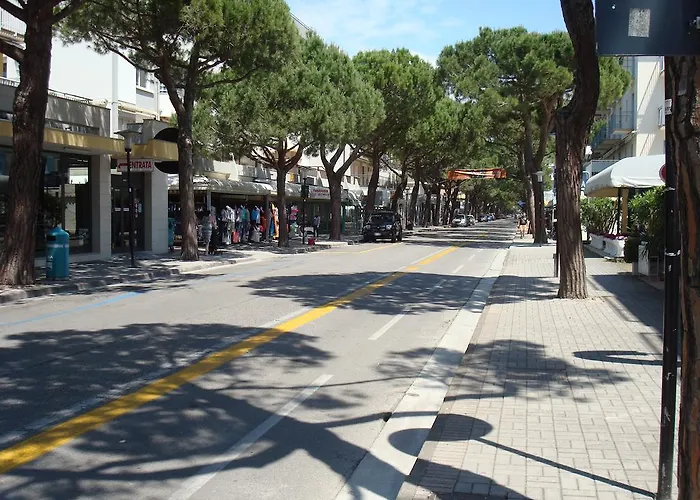 Marlisa Pier Hotel 2*