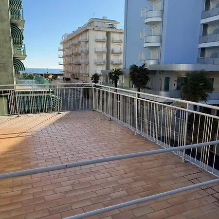 Marlisa Pier Hotel 2*