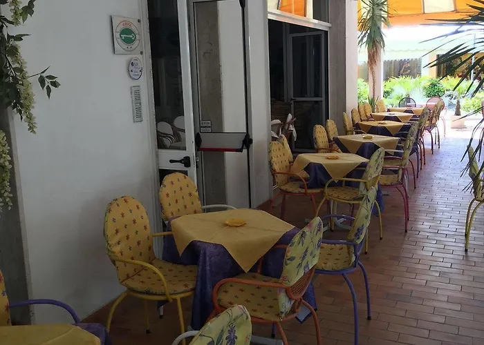 Marlisa Pier Hotel 2*