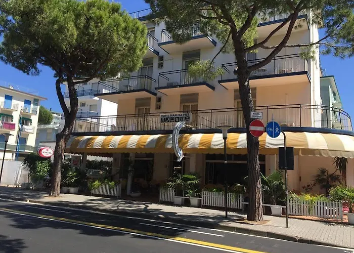 Hotel Marlisa Pier 2*