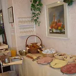 Marlisa Pier Hotel 2*