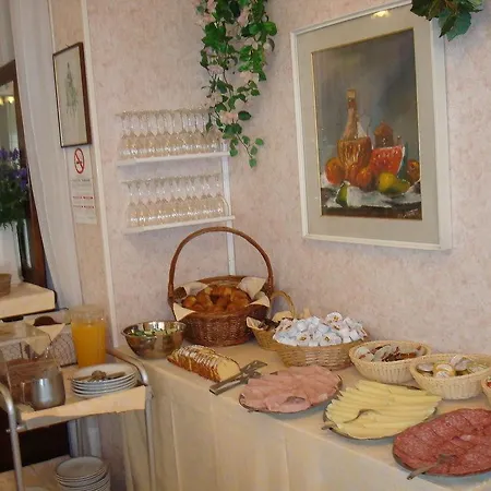 Marlisa Pier Otel 2*