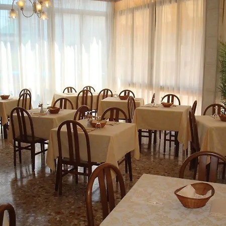 Marlisa Pier Otel 2*